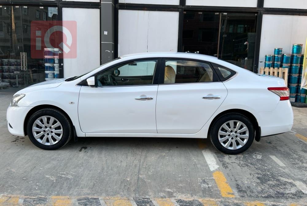 نيسان سنترا